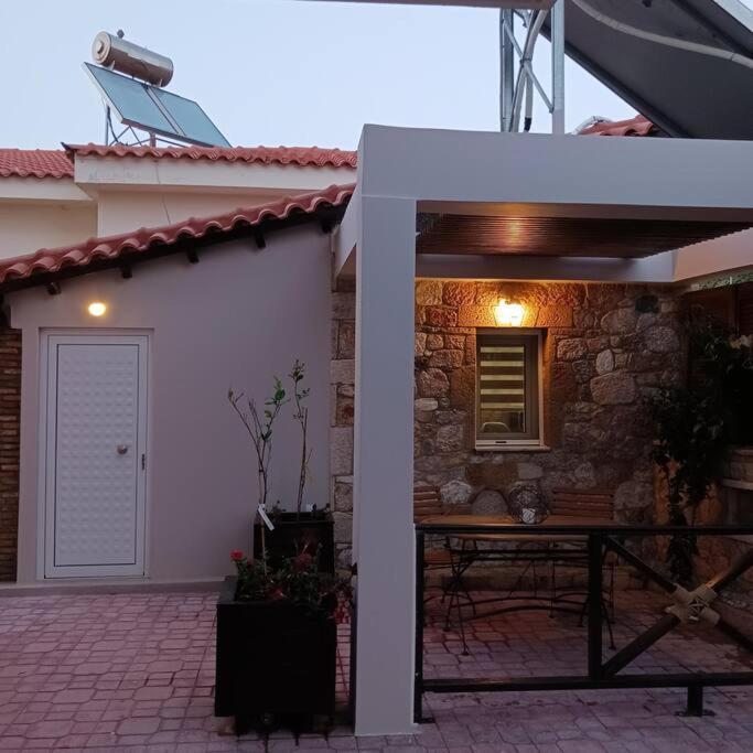 Boutique Eptalofos 15Min From Airport And Sea Daire Kouvarás Dış mekan fotoğraf